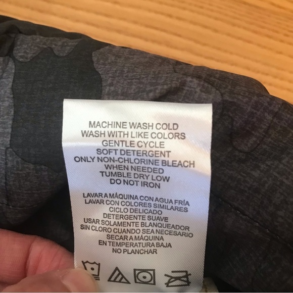 Buffalo David Bitton gray Camo blue Reversible Vest Boys size med small 7/8 7 8 - Picture 15 of 15